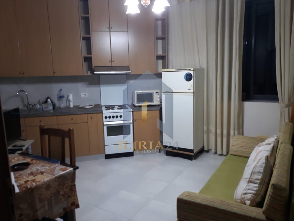 OKAZION !!! Apartament 1+1+ papafingo per shitje "Bllok"