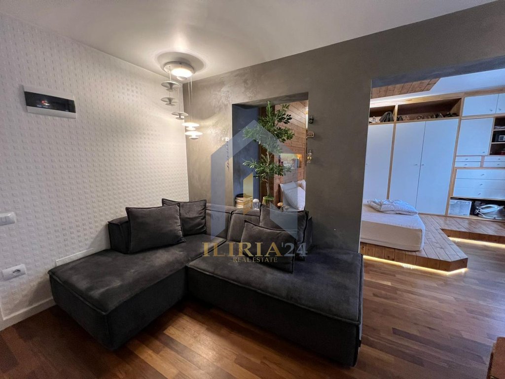 Apartament 1+1 per shitje tek “Myslym Shyri”