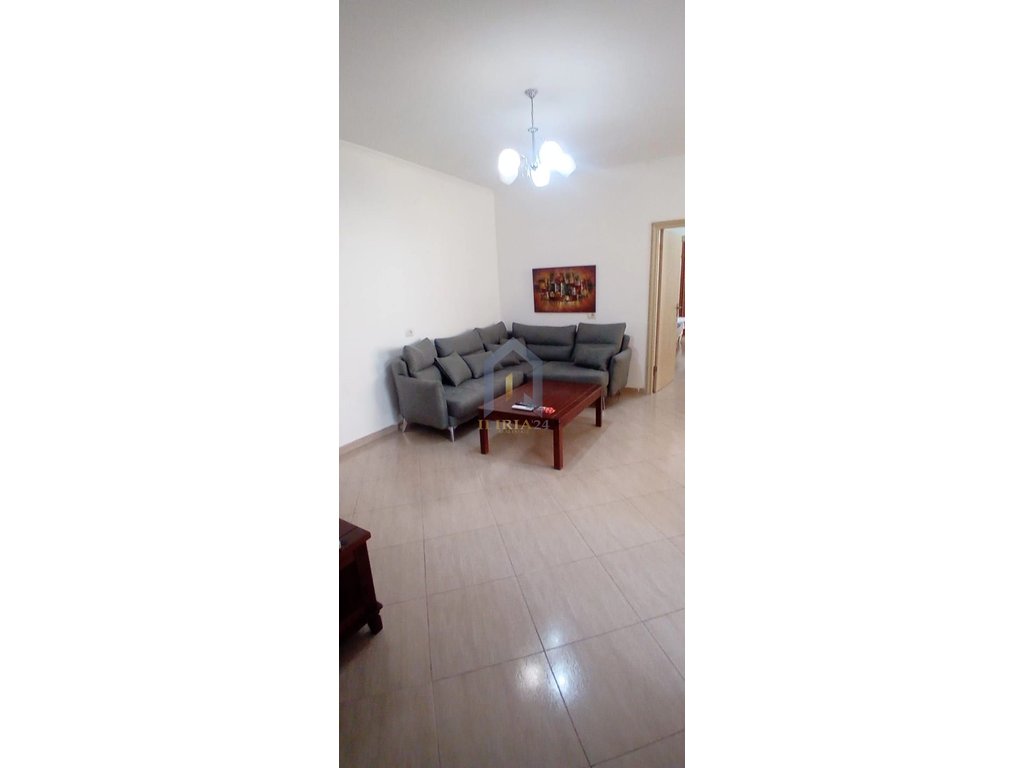 Apartment 2+1 for sale at "Zogu i Zi"