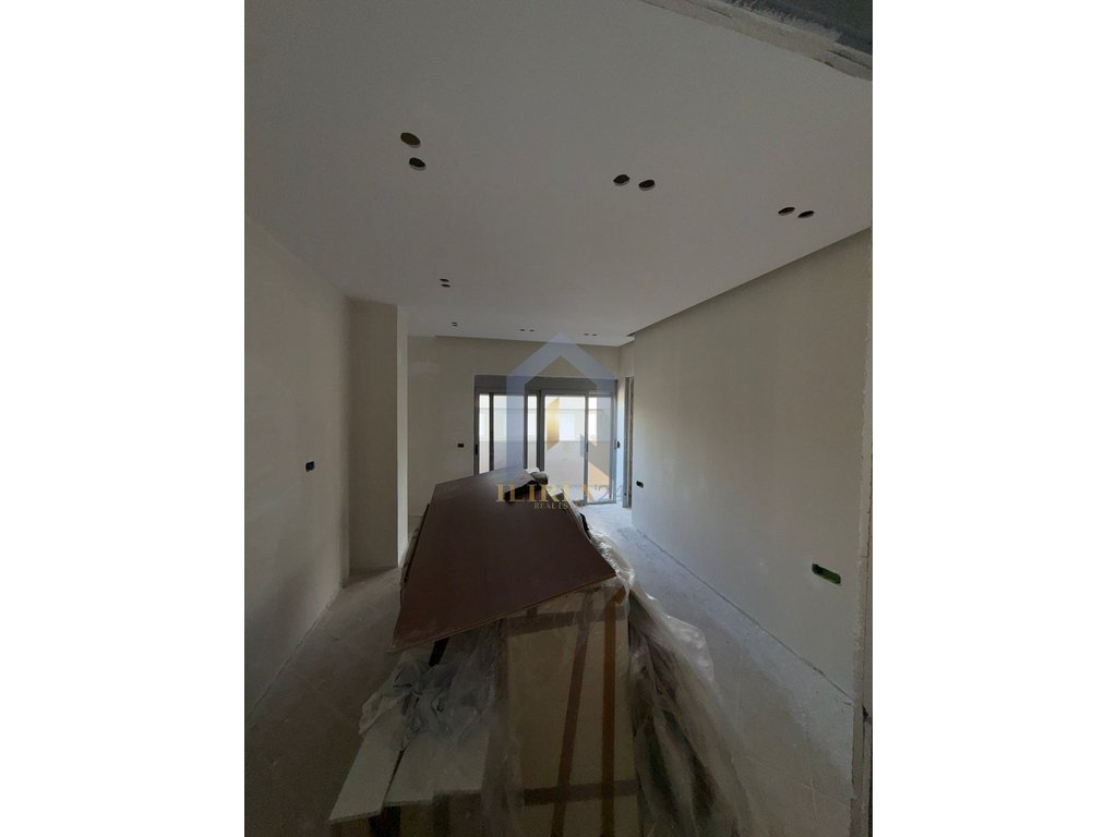 Apartament per shitje ne “Fresk” me cmim Okazion