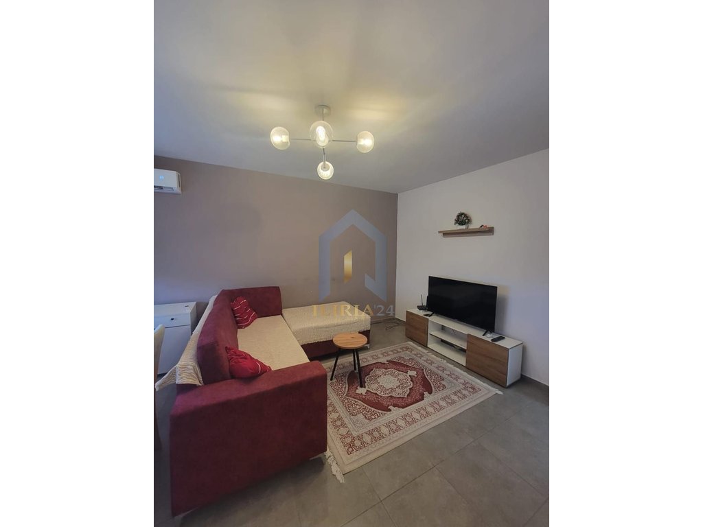 Apartament 1+1 për qira tek "Spitali Amerikan 2"