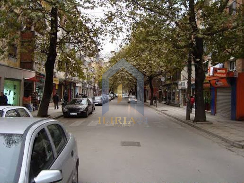 Apartament 1+1 në shitje tek “Myslym Shyri”