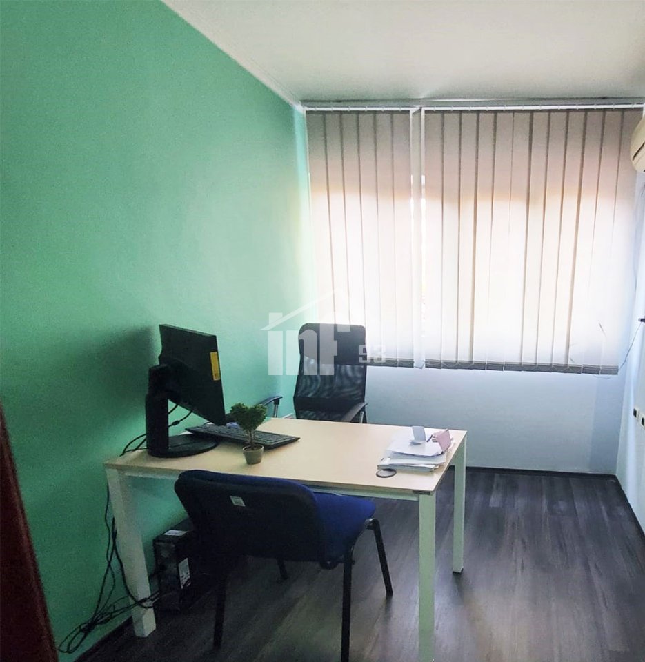 RRUGA “GJIN BUE SHPATA”, PRANË BLLOKUT