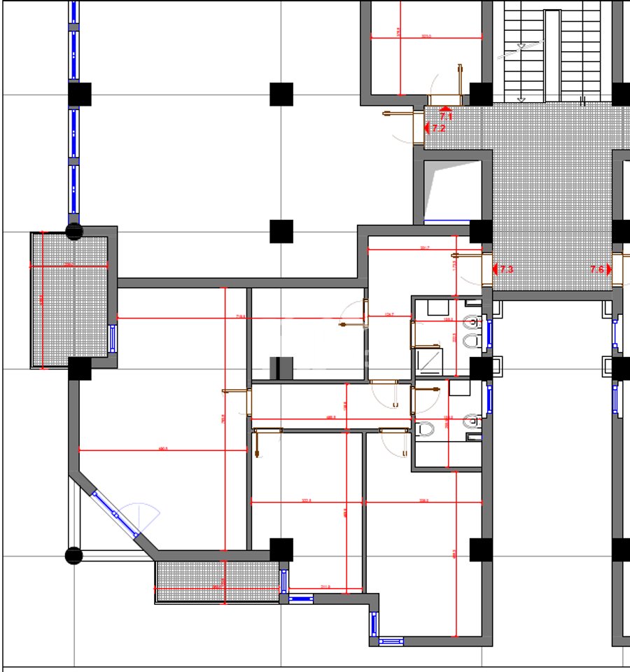 RRUGA “ABDI TOPTANI”, PRANË SHESHIT "SKËNDERBEJ"