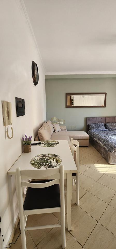 Monolocale 1+1 in vendita a Porto, Vlorë - 85.000€ | 42 m²