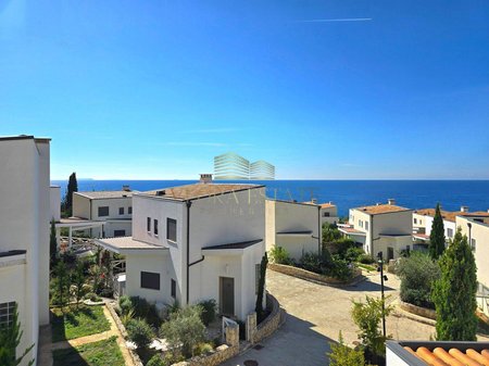 Villa 2+2 For Sale in Dhërmi, Vlorë - €695,000 | 105.9 m²