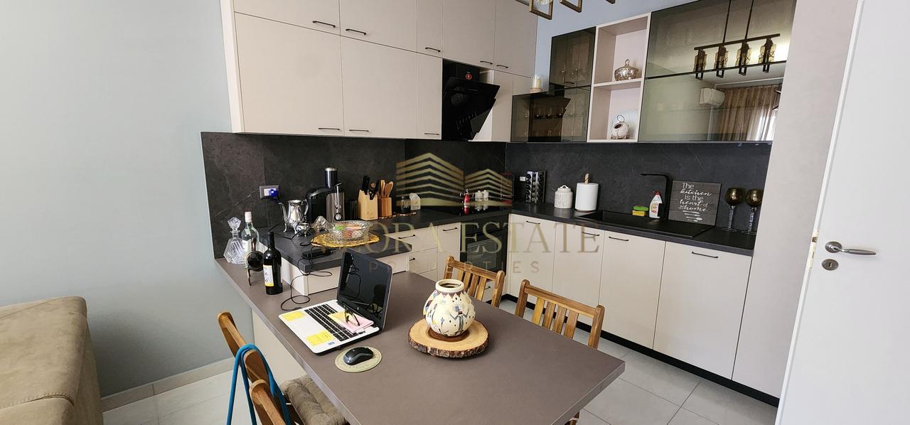 Apartment 1+1 For Rent in Lungomare, Vlorë - €600 | 80 m²