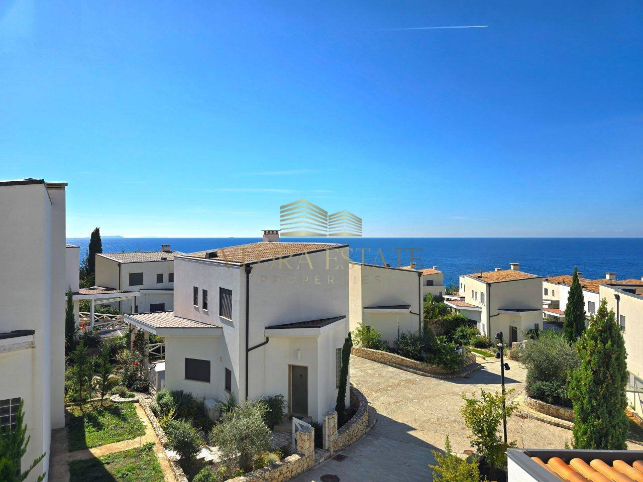Villa 2+2 For Sale in Dhërmi, Vlorë - €695,000 | 105.9 m²