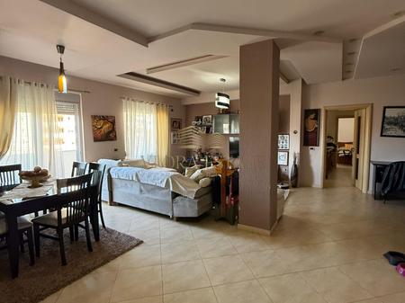 Apartament 3+2 Për Shitje në Bulevardin Vlorë-Skelë, Vlorë - 195,000€ | 147 m²