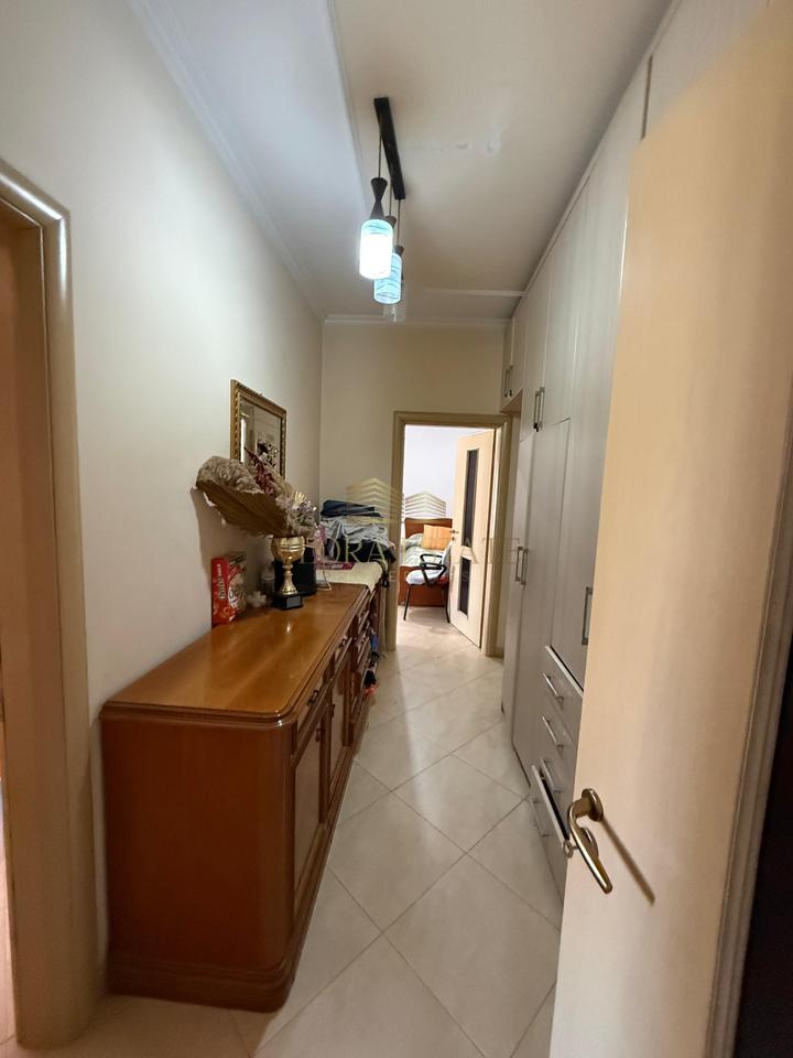 Apartament 3+2 Për Shitje në Bulevardin Vlorë-Skelë, Vlorë - 195,000€ | 147 m²