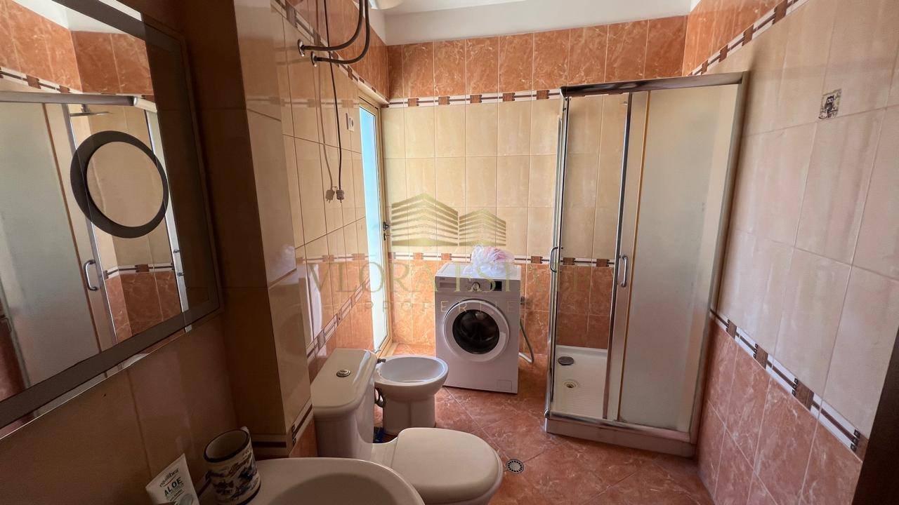 Apartament 2+1 Për Shitje në Lungomare, Vlorë - 240000€ | 117 m²