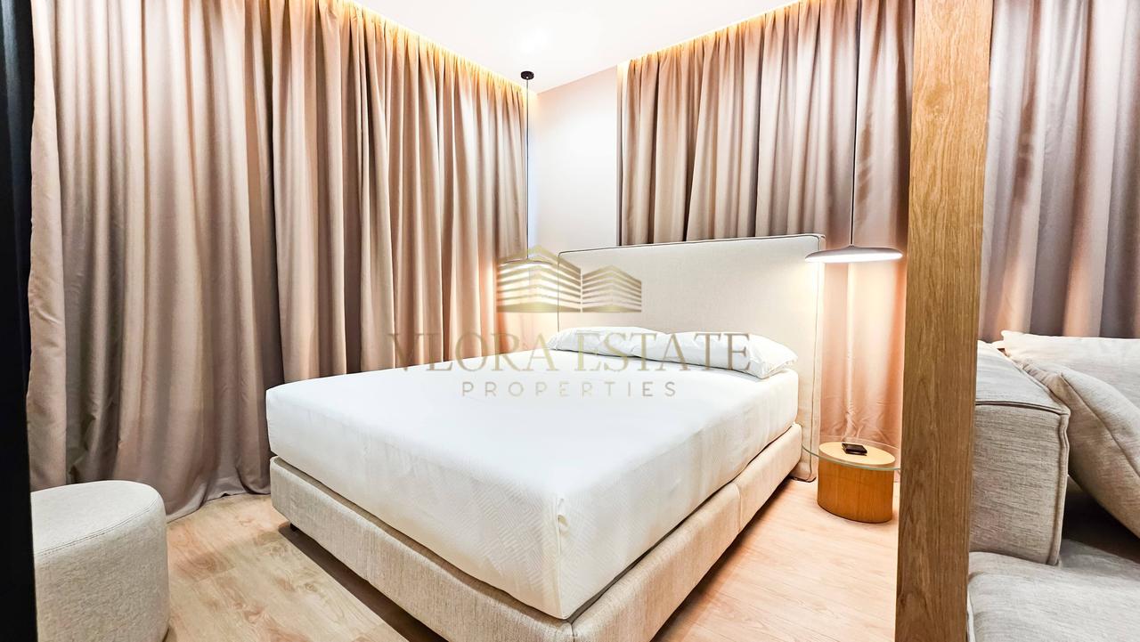 2  Studio Për Shitje në Vlorë, Lungomare - 350000€ | 112 m²