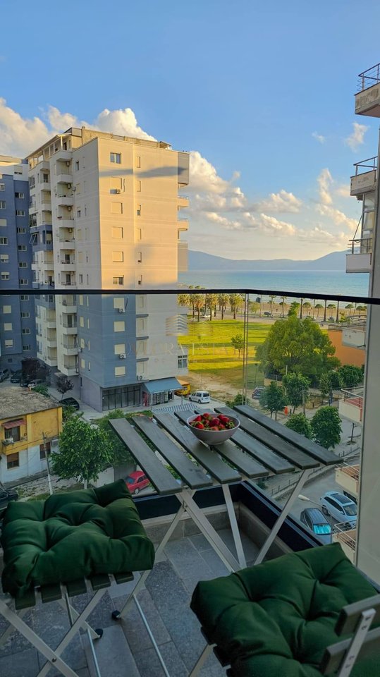 2  Studio Për Shitje në Vlorë, Lungomare - 350000€ | 112 m²