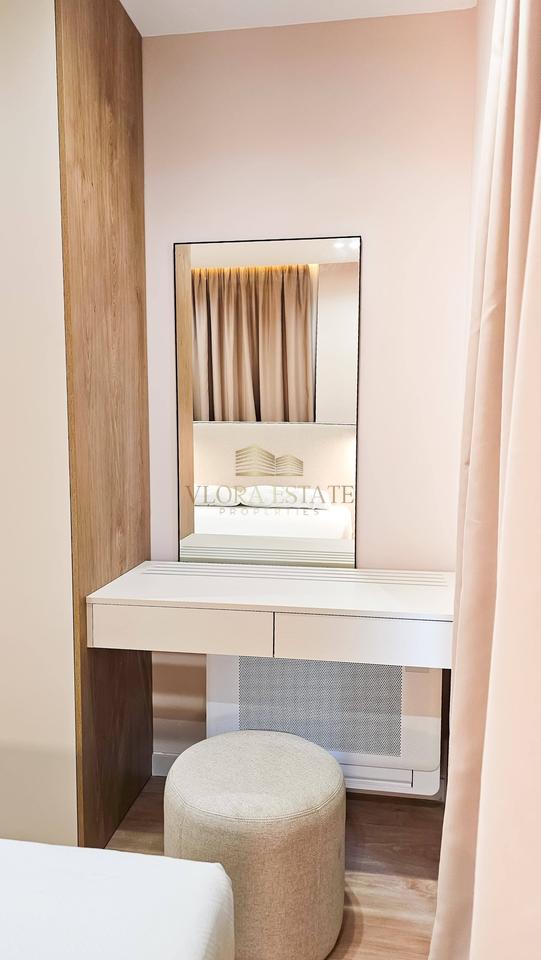 2  Studio Për Shitje në Vlorë, Lungomare - 350000€ | 112 m²