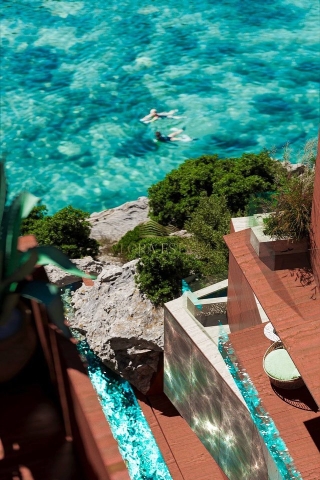 1+1 Në Shitje në Borsh, Vlorë - 284755€ | 67.28 m² + pishine & verande