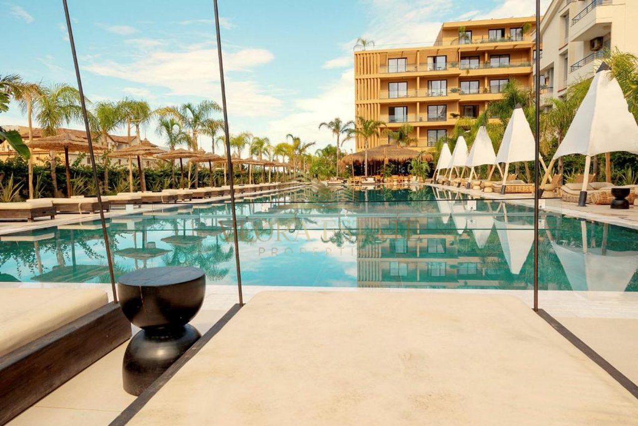 Appartamento 1+1 + Garage in Vendita a Palm Resort