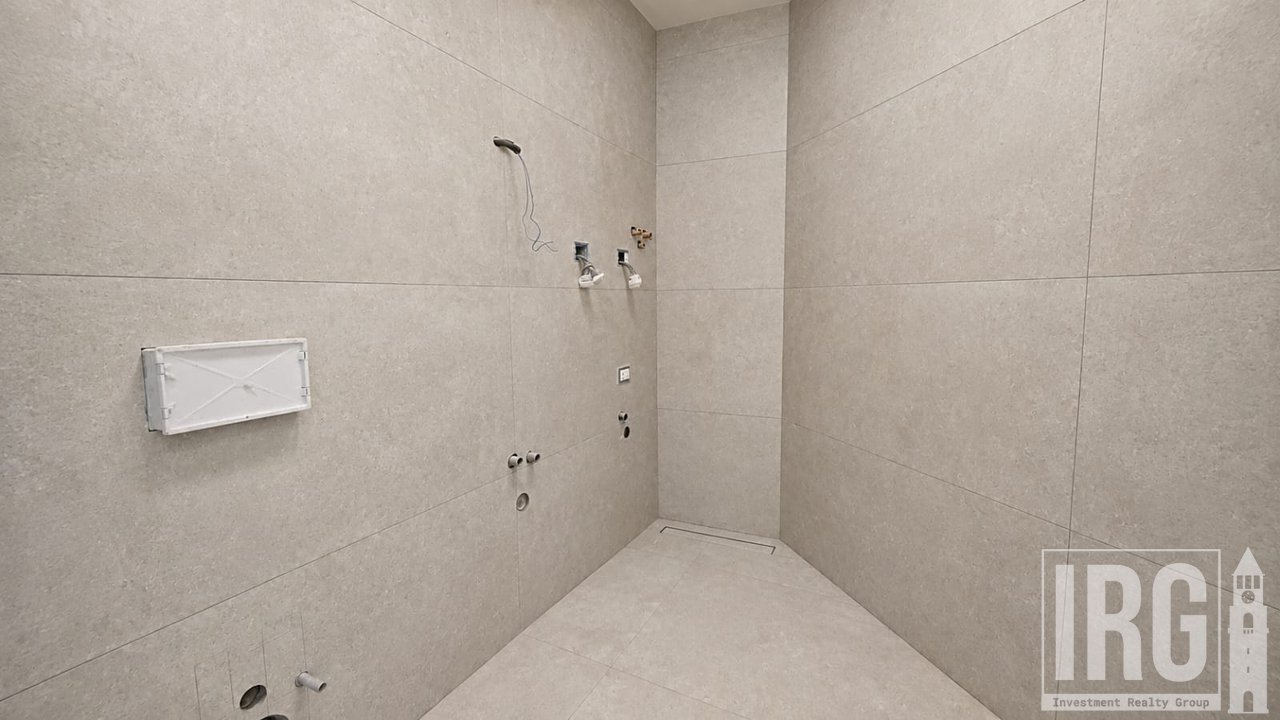 Shitet Apartament 2+1+2 me Kuzhinë të Veçuar | I Mobiluar | I Pabanuar Më Parë | Pranë Magnet Residence