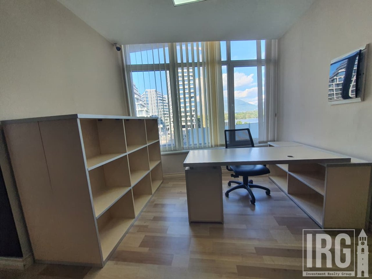 Jepet me Qira Zyrë Premium | 260 m² | Pranë Kopshtit Zoologjik, Liqeni i Thatë