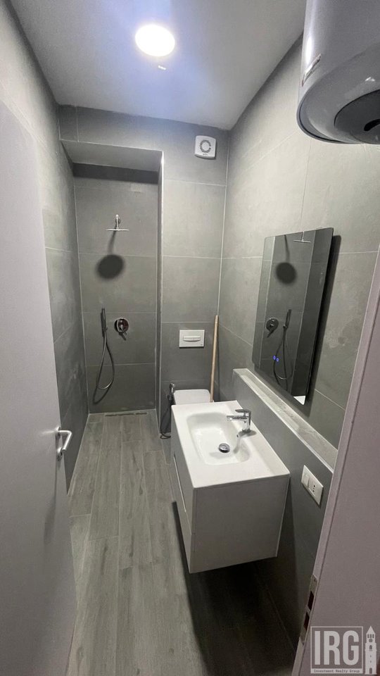 SHITET APARTAMENT 2+1+2 DHE POST PARKIMI TEK KODRA DIELLIT !