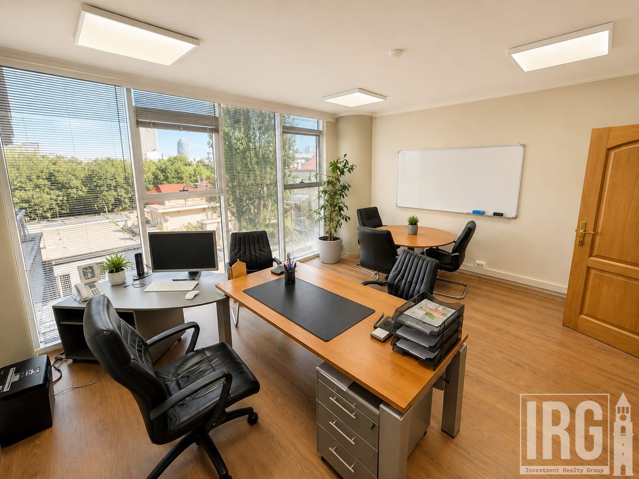Premium Office for Rent | 300 m² | Prestigious Building in Bllok
