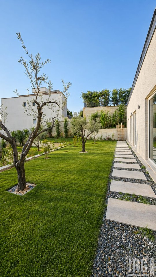 Apartment 3+1 with Private Yard- Eden Residence, Sauk