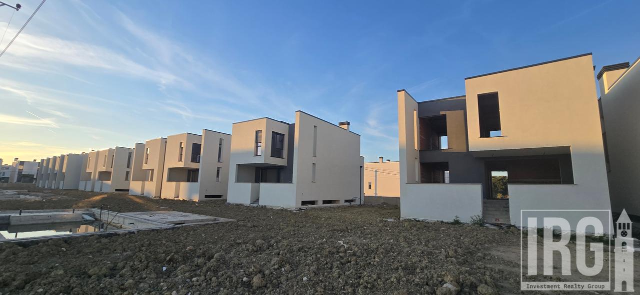 VILE ELITARE TE TURQUOISE MARINA!