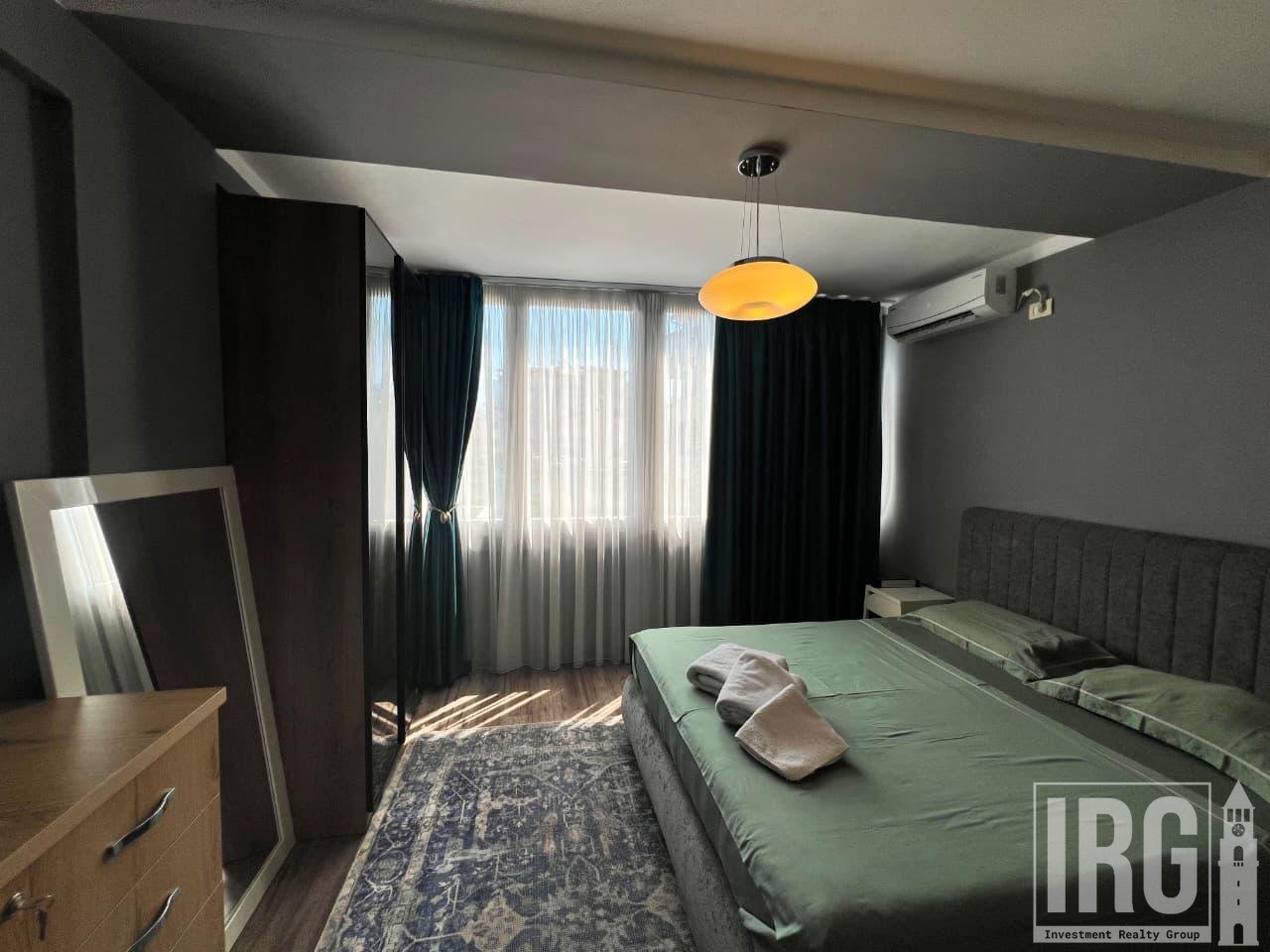 Shitet Apartament 1+1, Bllok, Tiranë.