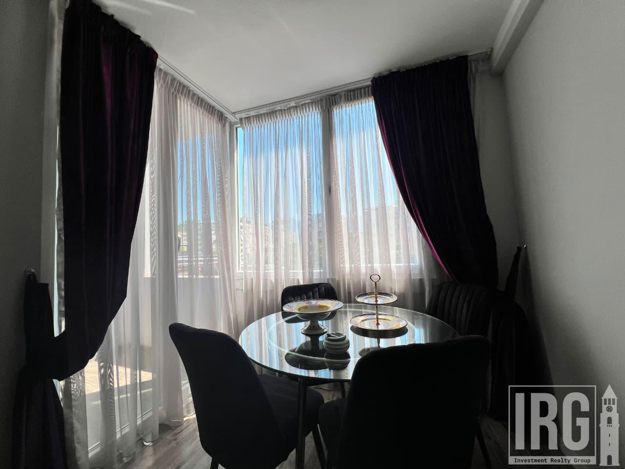Shitet Apartament 1+1, Bllok, Tiranë.