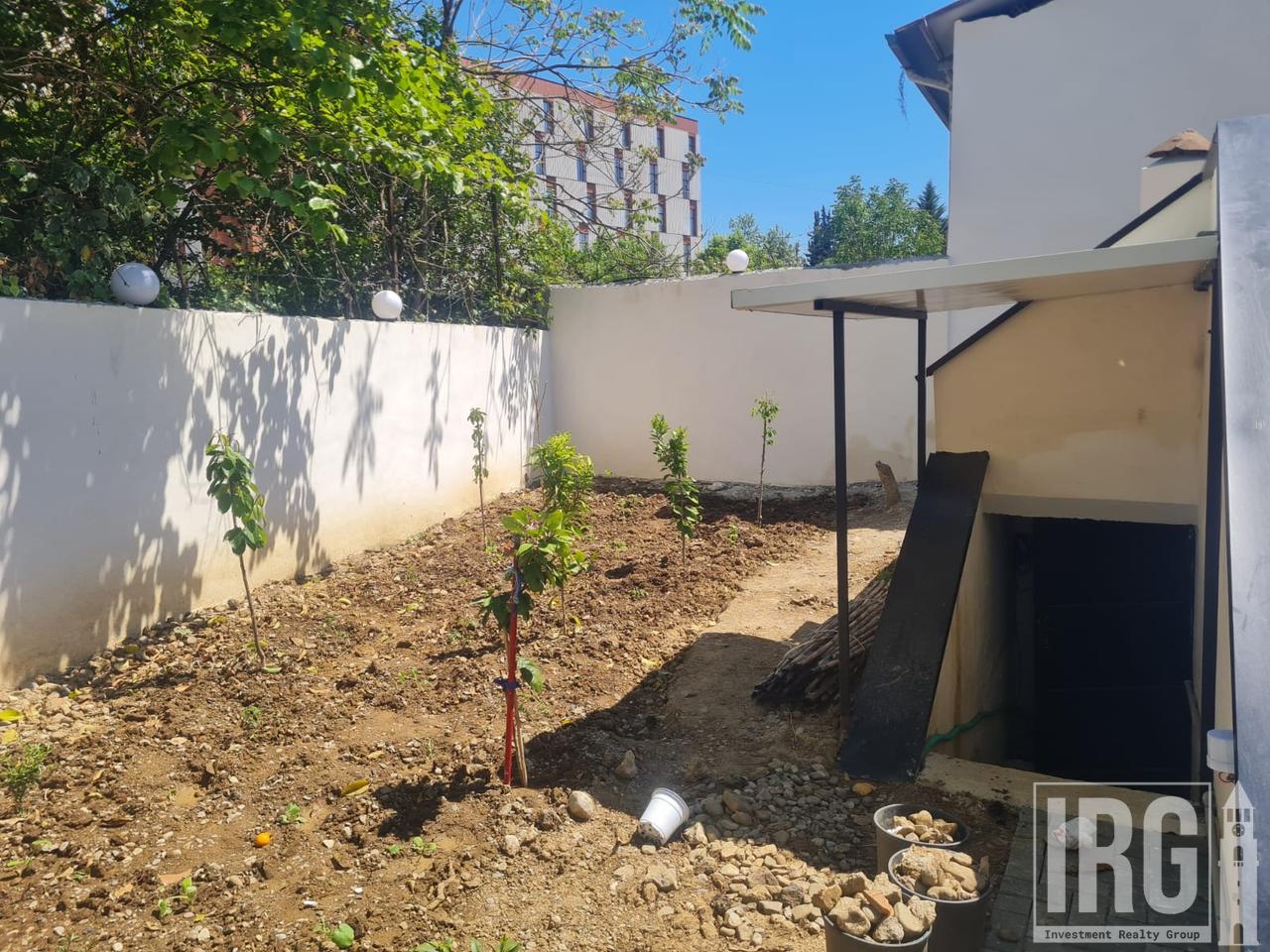 JEPET ME QIRA SHTEPI PRIVATE TEK ISH-HIPOTEKA !