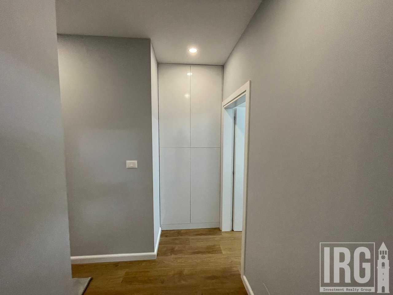 AFFITTASI APPARTAMENTO 2+1+2 A DORO CITY VICINO A ZOGU I ZI!