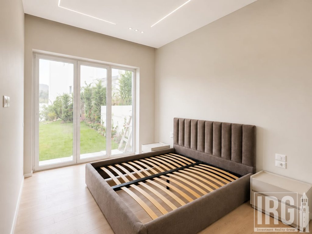 Apartament 3+1 me Oborr Privat- Eden Residence, Sauk