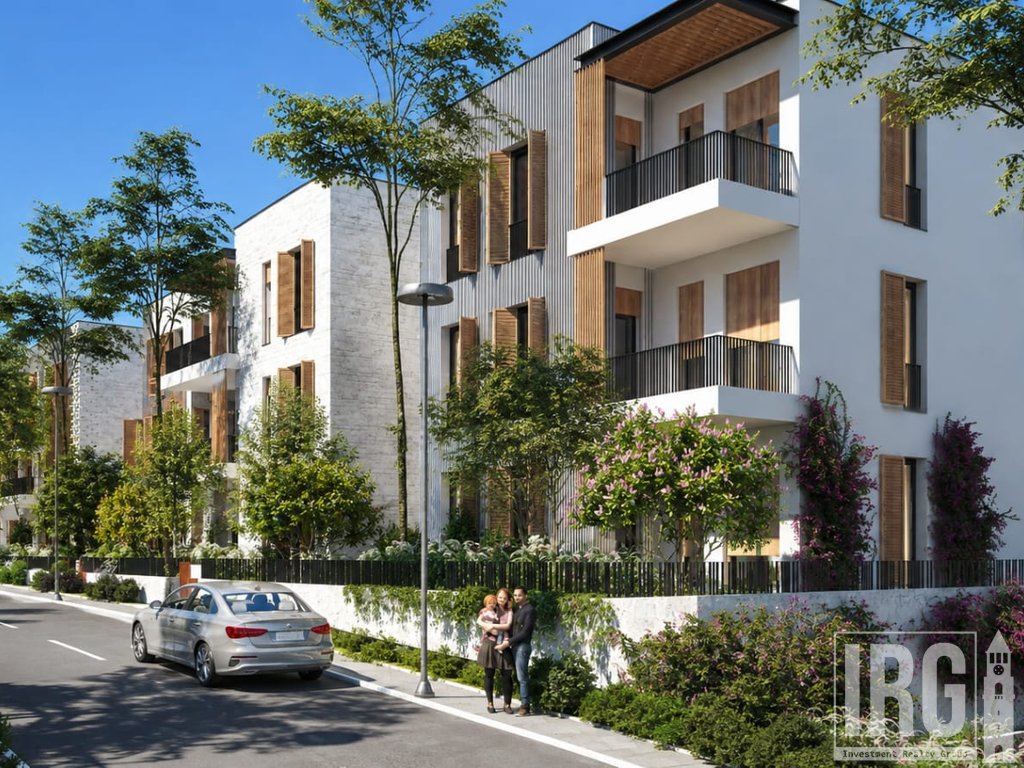Shitet Duplex me Pishinë Private dhe Oborr | Maison de la Terre | Mjull-Bathore