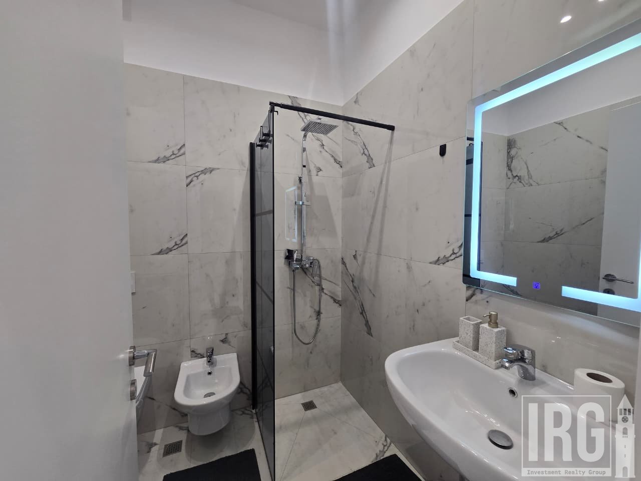 2+1 APARTMENT FOR RENT AT DONIKA CENTER!