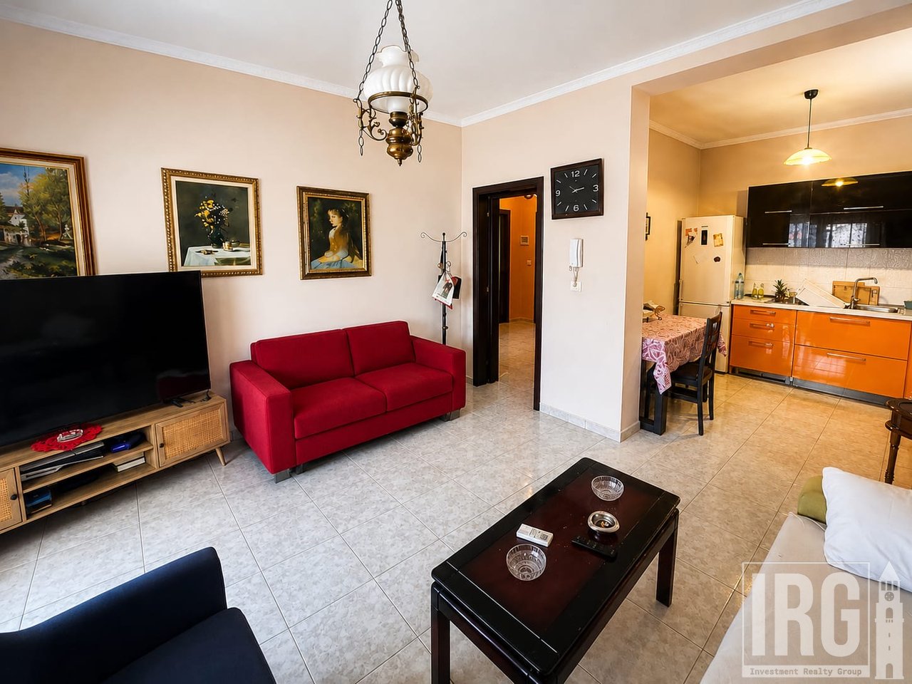 Shitet apartament 2+1 te zona e 21 Dhjetorit
