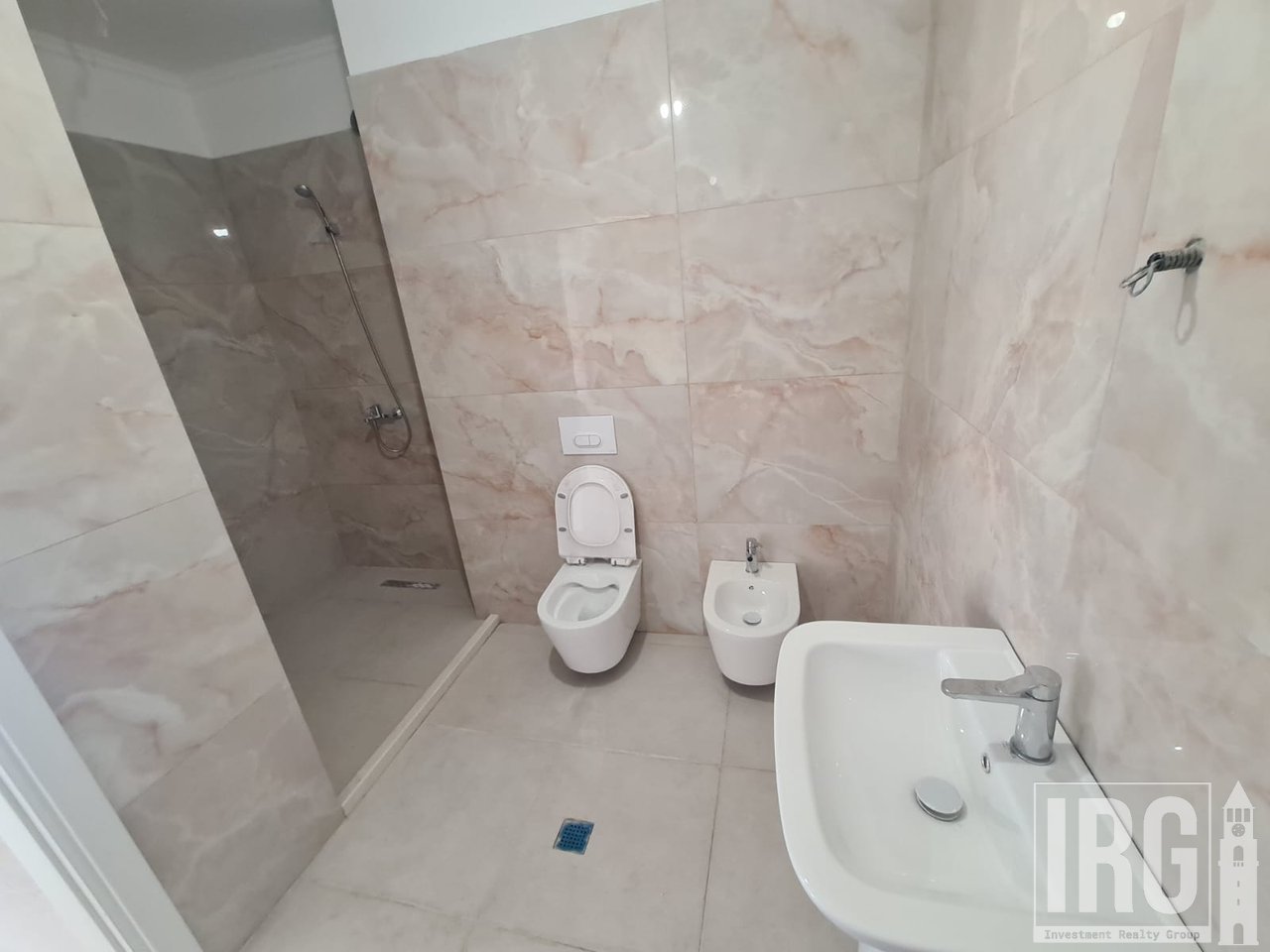 APARTAMENT 2+1+2 NE ASTIR!