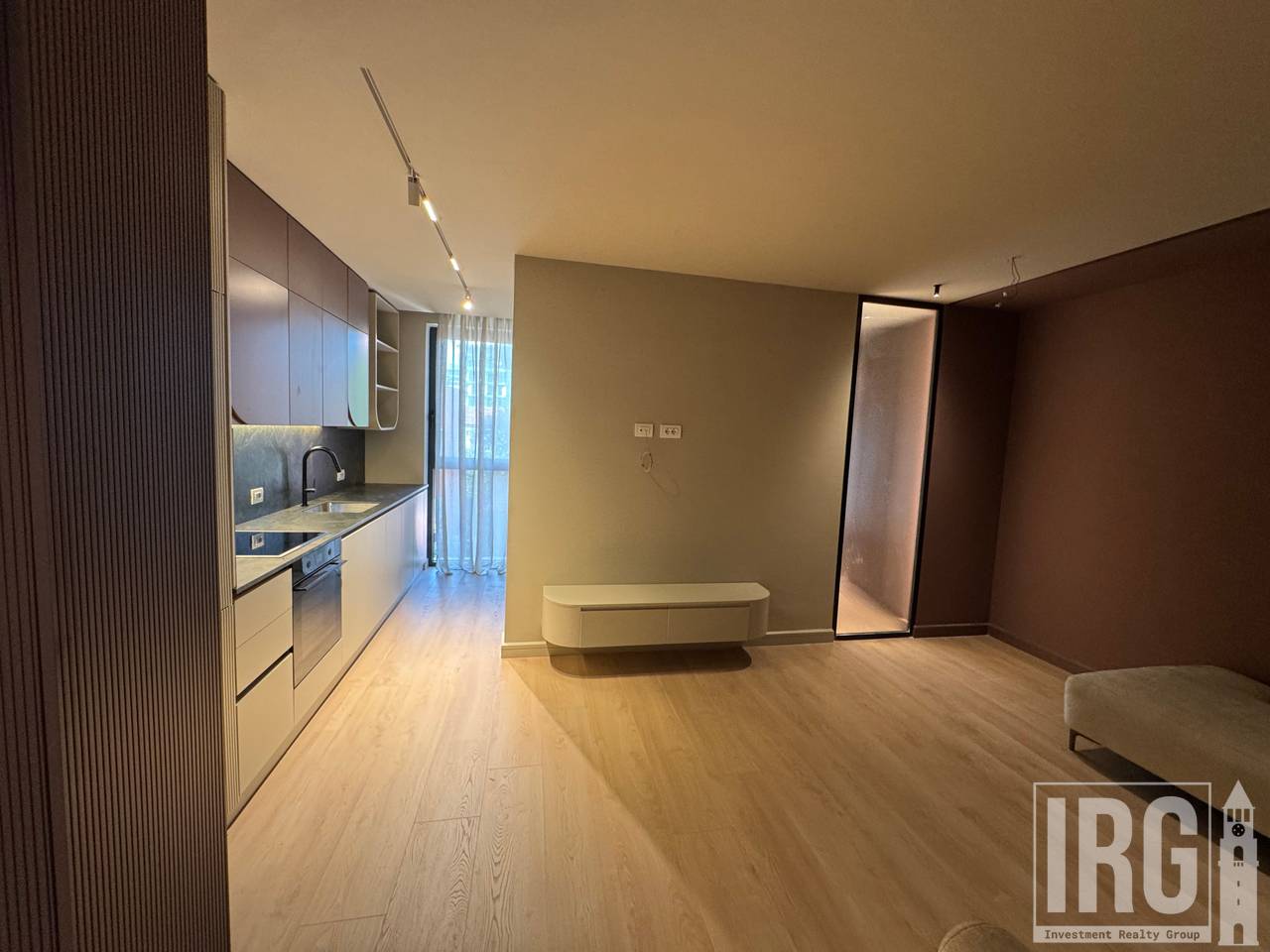 For rent 1+1 at the Roma Gallery