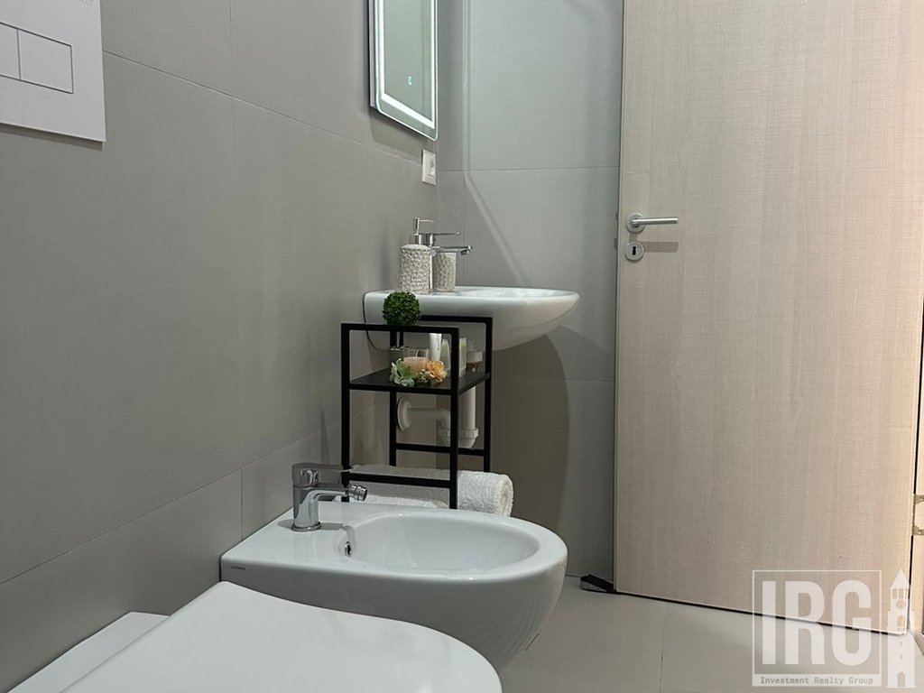APARTAMENT 1+1 PER QIRA TE 'RIVER RESIDENCE'!