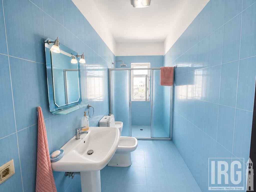Shitet apartament 2+1 te zona e 21 Dhjetorit