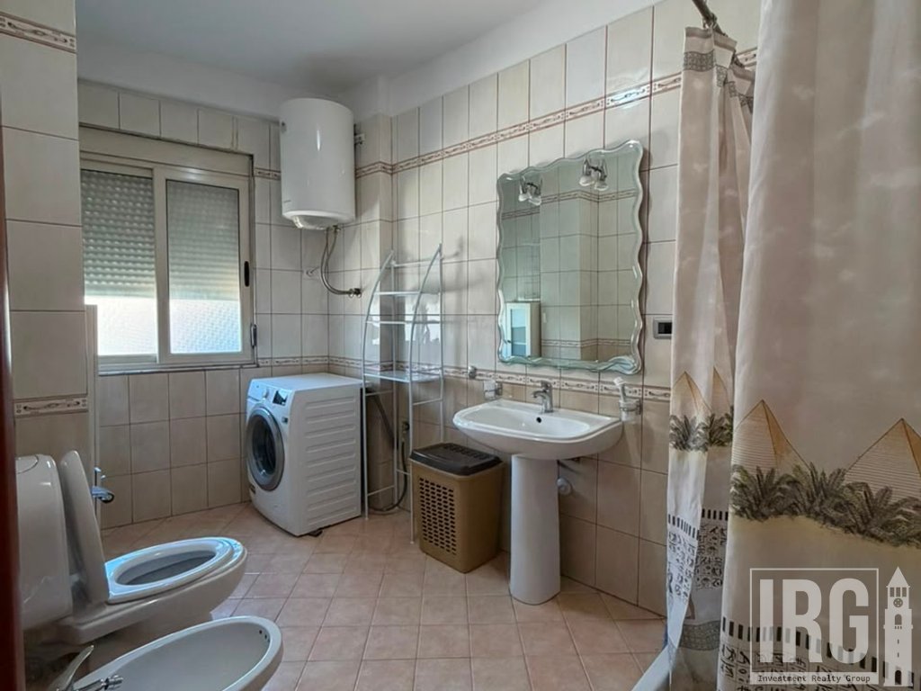 Apartament 1+1 prane rruges se Bogdaneve!