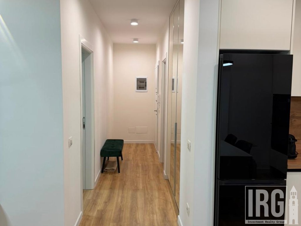 APARTAMENT 1+1 ME QERA TE PAZARI I RI.