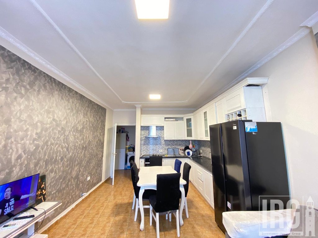 Apartament 2+1 per Qira ne Astir tek Vila L 1 !!