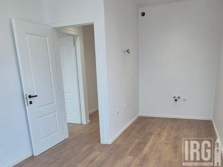 SHITET APARTAMENT 1+1 TEK ISH-STACIONI I FUNDIT I TIRANES SE RE !