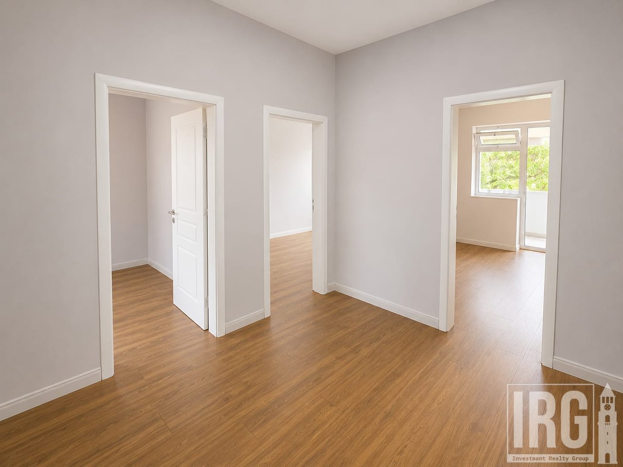 Office space for rent near the Paris Municipality