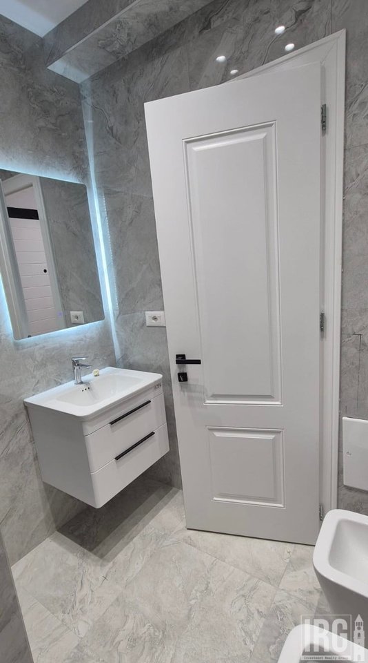 SHITET APARTAMENT 1+1 TEK ISH-STACIONI I FUNDIT I TIRANES SE RE !