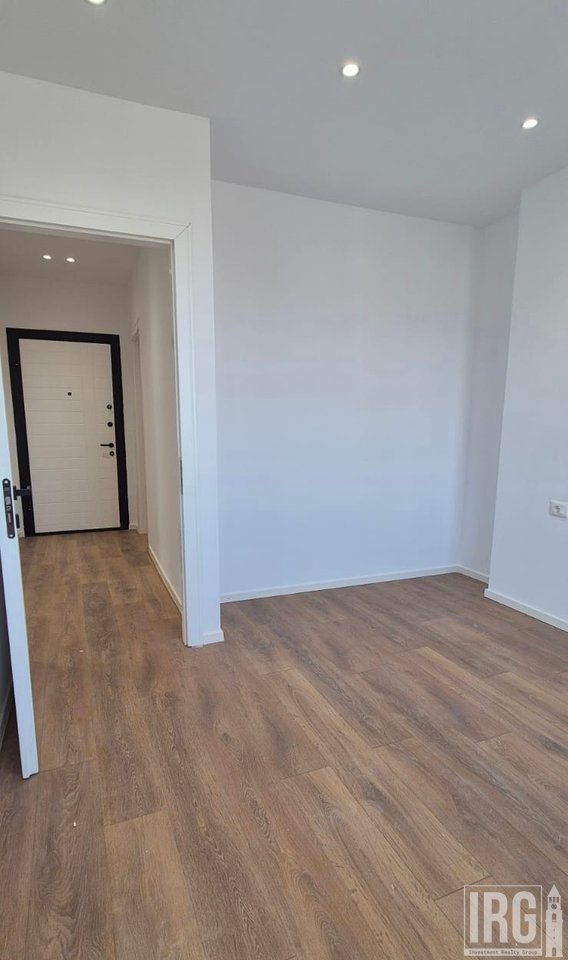 SHITET APARTAMENT 2+1 TEK ISH-STACIONI I FUNDIT I TIRANES SE RE !