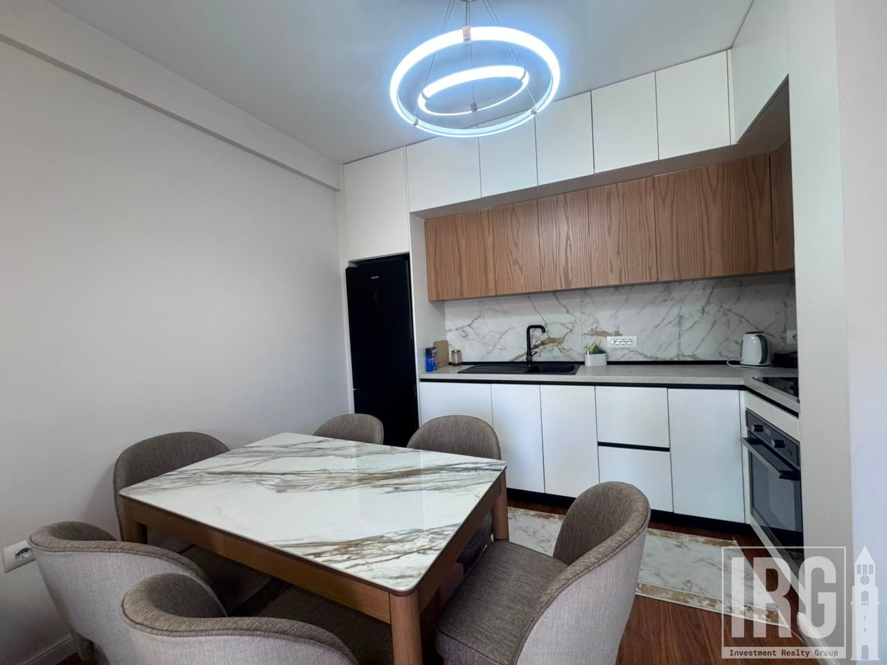 Jepet me qira Apartament 2+1 — Rruga e Elbasanit