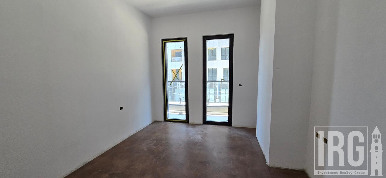 AMBIENT KOMERCIAL TE SQUARE 21!