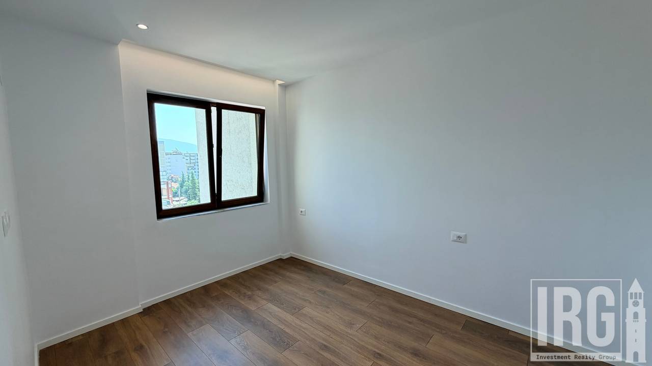 SHITET APARTAMENT 1+1 TEK ISH-STACIONI I FUNDIT I TIRANES SE RE !