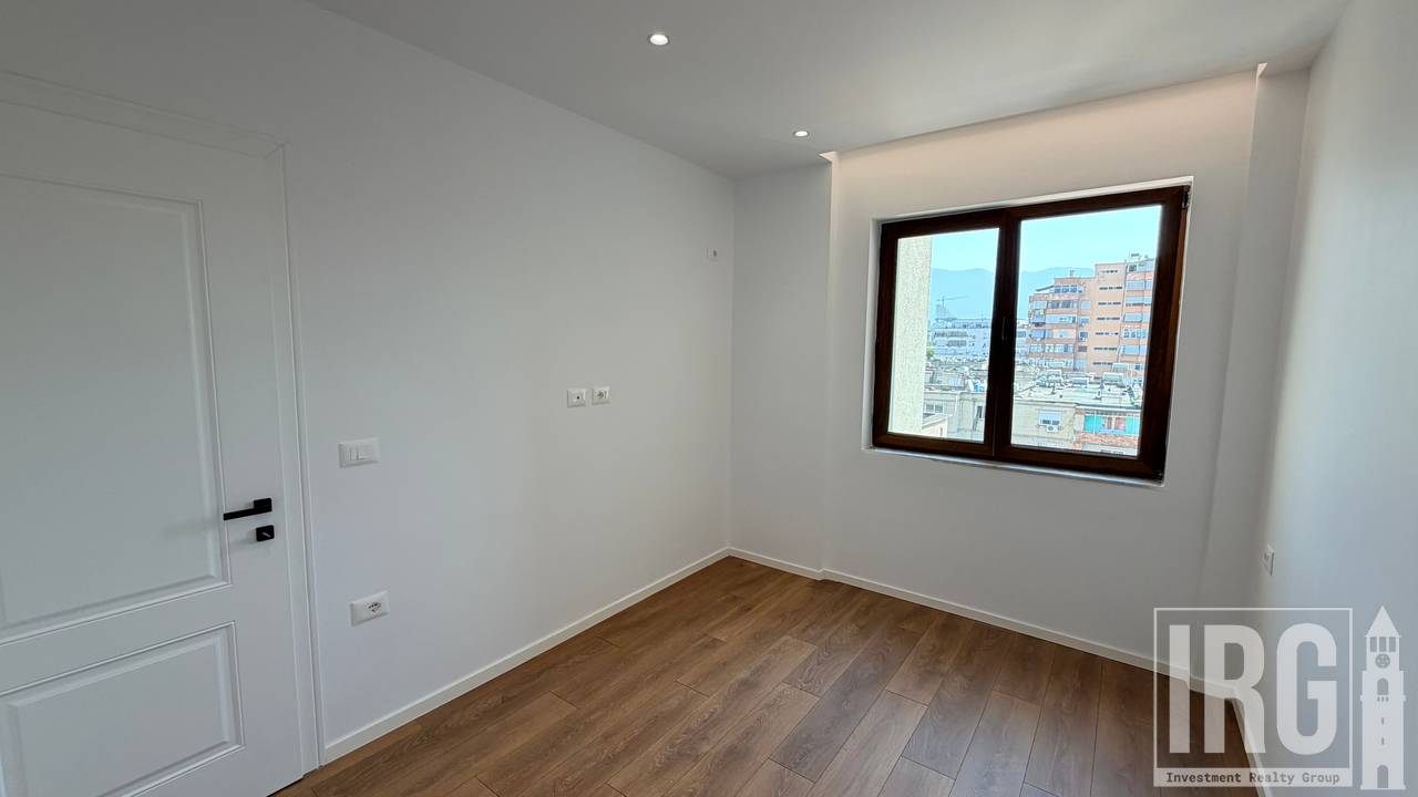 SHITET APARTAMENT 1+1 TEK ISH-STACIONI I FUNDIT I TIRANES SE RE !