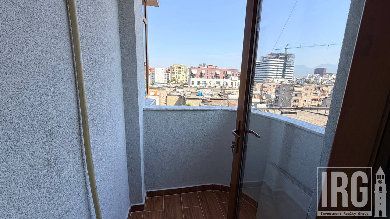 SHITET APARTAMENT 1+1 TEK ISH-STACIONI I FUNDIT I TIRANES SE RE !